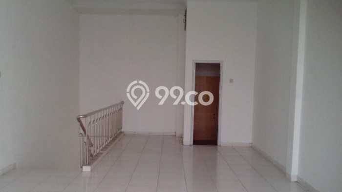 Ruko baru tepi jalan utama cocok utnuk apotik, toko, kantor dekat UTY Ruko baru tepi jalan utama cocok utnuk apotik, toko, kantor dekat UTY