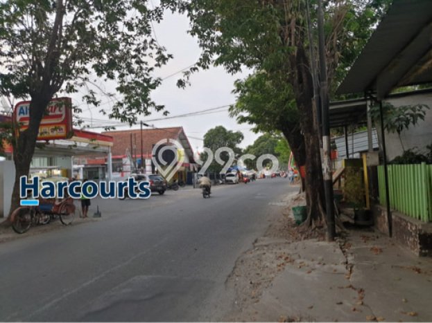 Ruang usaha lokasi strategis di kawasan kuliner manahan solo Ruang usaha lokasi strategis di kawasan kuliner manahan solo