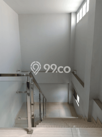 Pabrik/Workshop plus kantor di Cikarang jababeka, siap pakai Pabrik/Workshop plus kantor di Cikarang jababeka, siap pakai