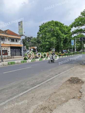 Unit Komersial Dijual di Blimbing Malang Luas Bangunan 400m2 Unit Komersial Dijual di Blimbing Malang Luas Bangunan 400m2