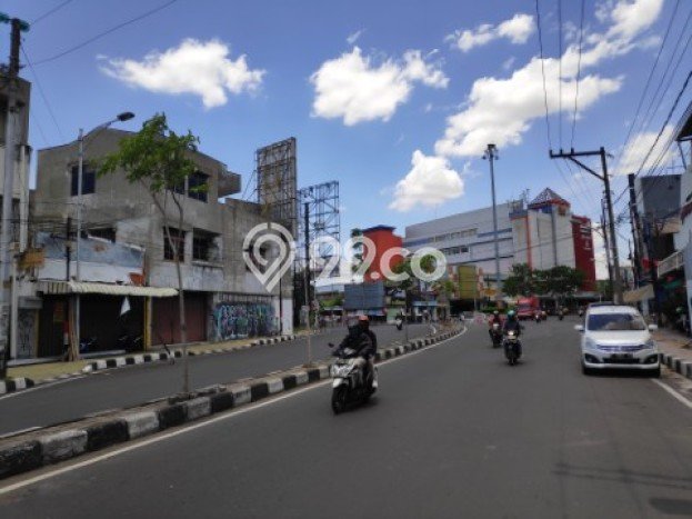 Komersial Bagus Dijual LB 400m2 Lokasi Strategis Semarang Area Cocok untuk Bisnis Komersial Bagus Dijual LB 400m2 Lokasi Strategis Semarang Area Cocok untuk Bisnis