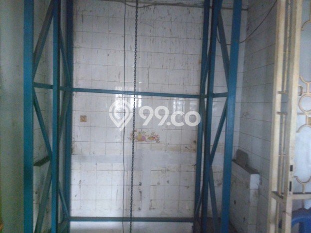 Ruko Dijual di Jakarta Barat LT 225m2 & LB 900m2 Lokasi Terbaik! Ruko Dijual di Jakarta Barat LT 225m2 & LB 900m2 Lokasi Terbaik!