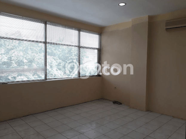 Ruko untuk Disewa di Pusat Jakarta Pusat Luas Bangunan 225m2 Ruko untuk Disewa di Pusat Jakarta Pusat Luas Bangunan 225m2
