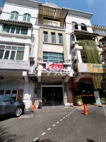 Unit Ruko Dijual di Jakarta Selatan LT 150m2 & LB 600m2 Unit Ruko Dijual di Jakarta Selatan LT 150m2 & LB 600m2