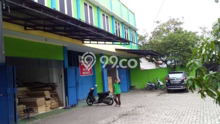 Gudang Komersial Dijual di Curug Tangerang LT 349m2 & LB 332m2 Gudang Komersial Dijual di Curug Tangerang LT 349m2 & LB 332m2
