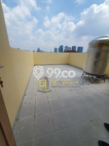 Unit Ruko Dijual di Jakarta Barat LT 56m2 & LB 157m2 Unit Ruko Dijual di Jakarta Barat LT 56m2 & LB 157m2