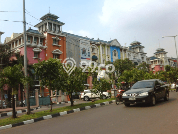 Ruko Dijual di Jakarta Selatan LT 63m2 & LB 270m2 Lokasi Terbaik! Ruko Dijual di Jakarta Selatan LT 63m2 & LB 270m2 Lokasi Terbaik!