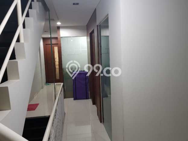 Ruko Dijual di Jakarta Barat LT 75m2 & LB 271m2 Lokasi Terbaik! Ruko Dijual di Jakarta Barat LT 75m2 & LB 271m2 Lokasi Terbaik!