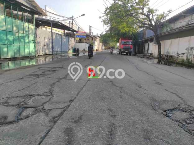 LOKASI PREMIUM! Gudang di Dadap, Luas 655m², Mainroad, Area Bisnis LOKASI PREMIUM! Gudang di Dadap, Luas 655m², Mainroad, Area Bisnis