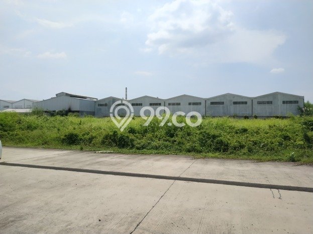 Unit Gudang Dijual di Karawang LT 564m2 & LB 367m2 Unit Gudang Dijual di Karawang LT 564m2 & LB 367m2