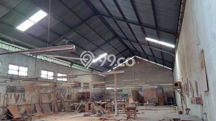 Gudang Bagus Dijual LB 3000m2 Lokasi Strategis Semarang Area Cocok untuk Bisnis Gudang Bagus Dijual LB 3000m2 Lokasi Strategis Semarang Area Cocok untuk Bisnis