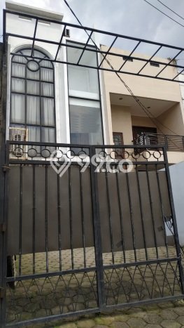 Ruko di , Luas 162m2m², Jalan Utama, Area Ramai Ruko di , Luas 162m2m², Jalan Utama, Area Ramai