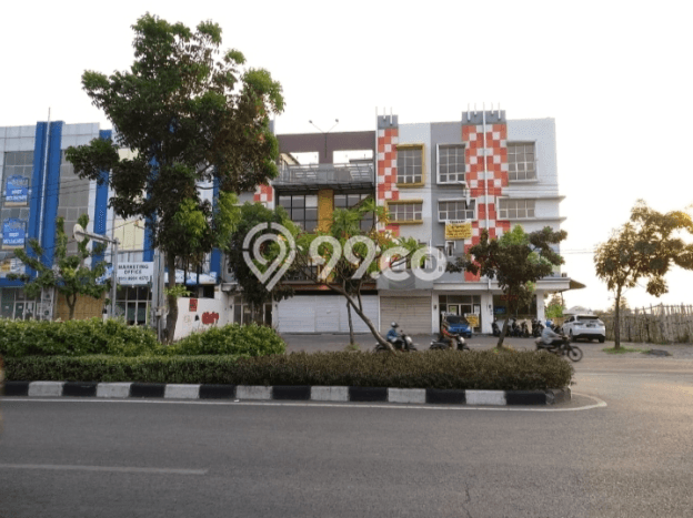Ruko Dijual di Prime Area Surabaya Luas 60m2 Ruko Dijual di Prime Area Surabaya Luas 60m2