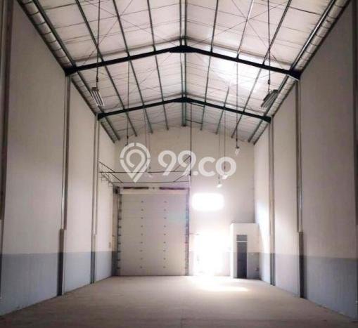 Dijual Gudang Kawasan Cakung, Luas 270m², Kawasan Komersial, Akses Mudah Dijual Gudang Kawasan Cakung, Luas 270m², Kawasan Komersial, Akses Mudah