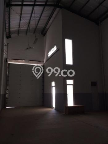 AREA KOMERSIAL! Gudang For Rent di Cakung, Luas 270m², Akses Strategis, Siap Operasi AREA KOMERSIAL! Gudang For Rent di Cakung, Luas 270m², Akses Strategis, Siap Operasi
