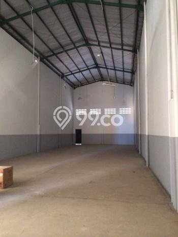 AREA KOMERSIAL! Gudang For Rent di Cakung, Luas 270m², Akses Strategis, Siap Operasi AREA KOMERSIAL! Gudang For Rent di Cakung, Luas 270m², Akses Strategis, Siap Operasi