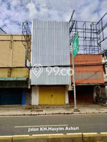 Ruko Dijual di Jakarta Pusat LT 200m2 & LB 600m2 Lokasi Terbaik! Ruko Dijual di Jakarta Pusat LT 200m2 & LB 600m2 Lokasi Terbaik!