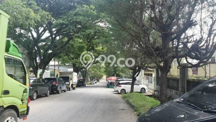 AREA TERBAIK! Gudang Kawasan Ngaliyan, Luas 500m², Pengunjung Terjamin AREA TERBAIK! Gudang Kawasan Ngaliyan, Luas 500m², Pengunjung Terjamin