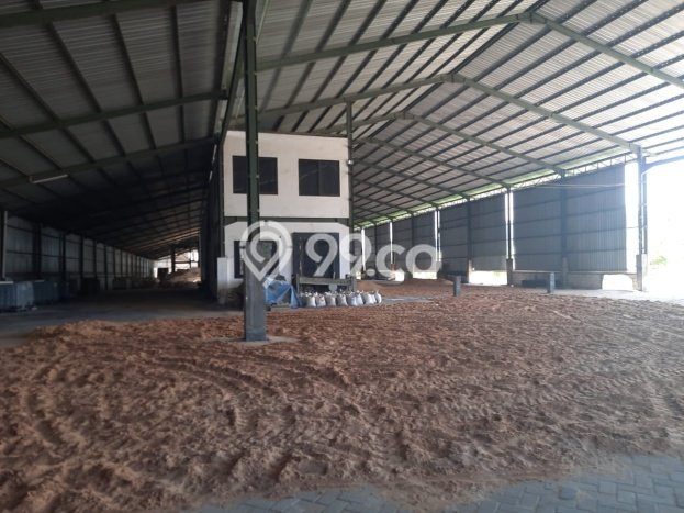 Gudang disewakan di Manyar Gresik dengan luas bangunan 5000m2 Gudang disewakan di Manyar Gresik dengan luas bangunan 5000m2