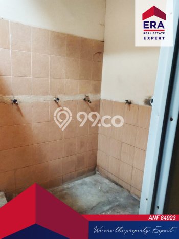 For Rent Ruko Premium Kawasan Cakung, Luas 68m², Pusat Komersial For Rent Ruko Premium Kawasan Cakung, Luas 68m², Pusat Komersial