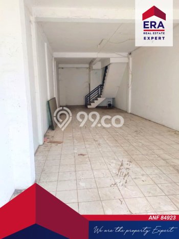 For Rent Ruko Premium Kawasan Cakung, Luas 68m², Pusat Komersial For Rent Ruko Premium Kawasan Cakung, Luas 68m², Pusat Komersial