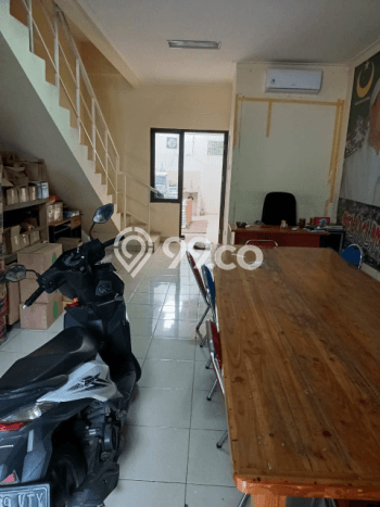 Ruko Dijual di Tangerang LT 72m2 & LB 90m2 Lokasi Terbaik! Ruko Dijual di Tangerang LT 72m2 & LB 90m2 Lokasi Terbaik!