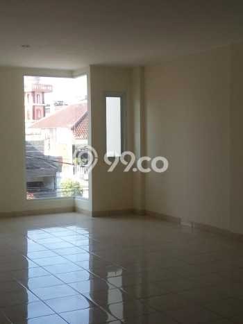 Ruko Bagus Dijual LB 300m2 Lokasi Strategis Bandung Area Cocok untuk Berbisnis Ruko Bagus Dijual LB 300m2 Lokasi Strategis Bandung Area Cocok untuk Berbisnis