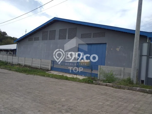 Gudang Disewakan Cepat di Ngaliyan Semarang LB 1680m2 Gudang Disewakan Cepat di Ngaliyan Semarang LB 1680m2