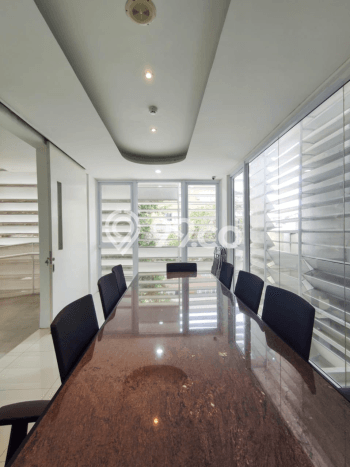 Unit Ruko Dijual di Jakarta Selatan LT 600m2 & LB 2262m2 Unit Ruko Dijual di Jakarta Selatan LT 600m2 & LB 2262m2