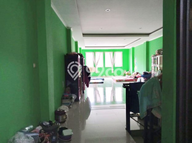 Ruko Premium di , Luas 250m2m², Jalan Utama, Area Bisnis Aktif Ruko Premium di , Luas 250m2m², Jalan Utama, Area Bisnis Aktif