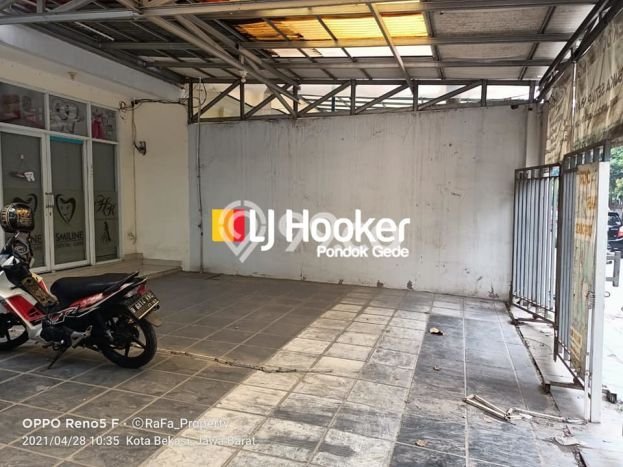 Ruko Dijual di Bekasi LT 100m2 & LB 270m2 Lokasi Terbaik! Ruko Dijual di Bekasi LT 100m2 & LB 270m2 Lokasi Terbaik!