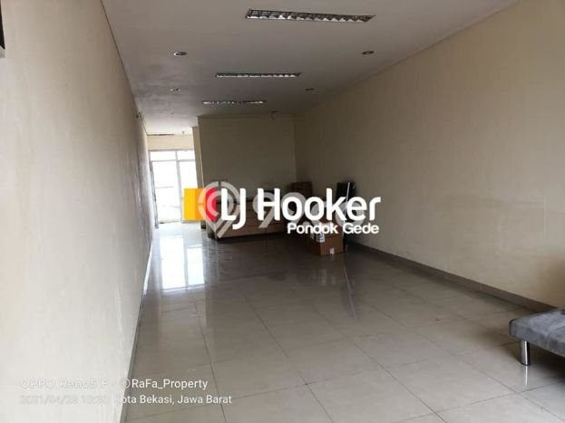 Ruko Dijual di Bekasi LT 100m2 & LB 270m2 Lokasi Terbaik! Ruko Dijual di Bekasi LT 100m2 & LB 270m2 Lokasi Terbaik!