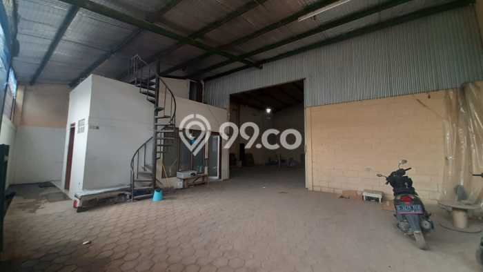 Unit Gudang Tersedia di Holis Cigondewah Spesifikasi LB 250m2 Unit Gudang Tersedia di Holis Cigondewah Spesifikasi LB 250m2