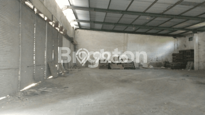 Gudang bagus disewakan di Pakisaji Malang dengan LB 673m2 harga sewa terbaik Gudang bagus disewakan di Pakisaji Malang dengan LB 673m2 harga sewa terbaik