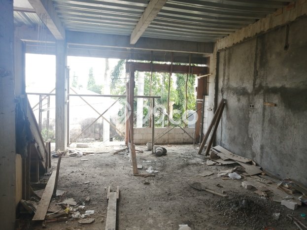 Unit Ruko Dijual di Surabaya LT 78m2 & LB 202m2 Unit Ruko Dijual di Surabaya LT 78m2 & LB 202m2