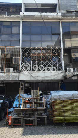 Ruko Bagus Dijual LB 300m2 Lokasi Strategis Jakarta Pusat Area Cocok untuk Berbisnis Ruko Bagus Dijual LB 300m2 Lokasi Strategis Jakarta Pusat Area Cocok untuk Berbisnis