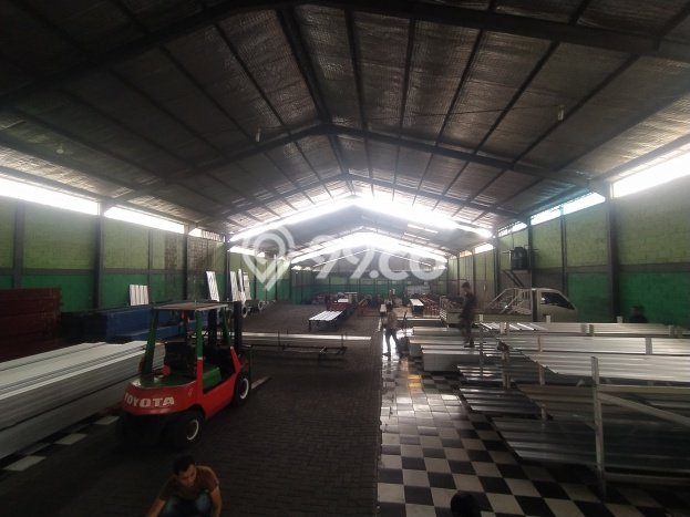 Unit Komersial Dijual di Karangtengah Cianjur 1200m2 Unit Komersial Dijual di Karangtengah Cianjur 1200m2