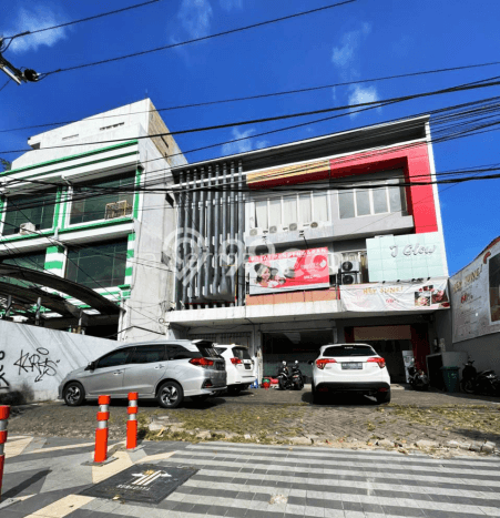 Area Ramai! Ruko Dijual di Wonokromo untuk Bisnis Luas Bangunan 216m2 Area Ramai! Ruko Dijual di Wonokromo untuk Bisnis Luas Bangunan 216m2