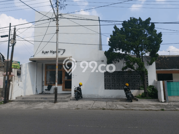 Unit Komersial Dijual di Slamet Riyadi Solo Luas Bangunan 120m2 Unit Komersial Dijual di Slamet Riyadi Solo Luas Bangunan 120m2