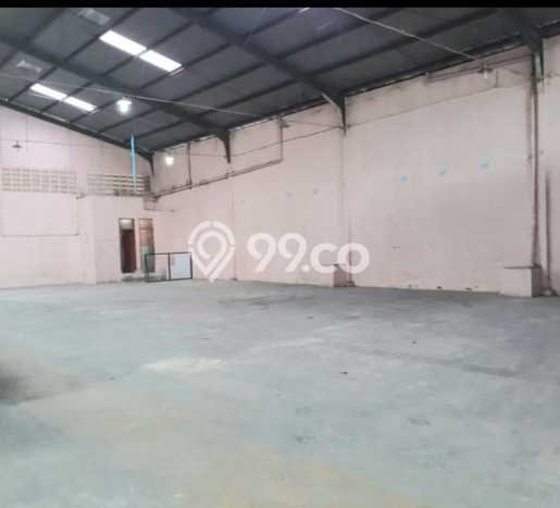Gudang Disewa di Bandung dengan LB 800m2 Area Komersial Ramai Gudang Disewa di Bandung dengan LB 800m2 Area Komersial Ramai