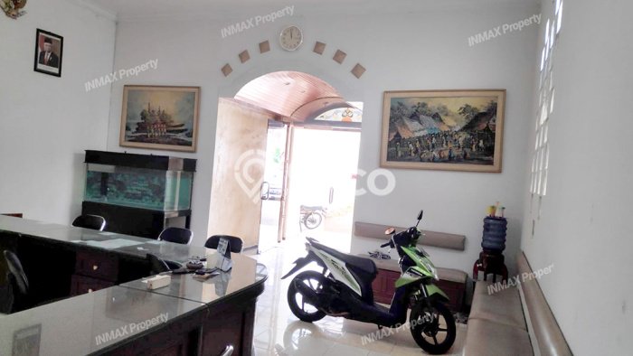 Dijual Komersial di Turen Malang LT 410m2 / LB 300m2 Dijual Komersial di Turen Malang LT 410m2 / LB 300m2