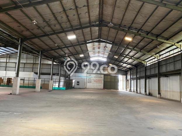 Unit Gudang Disewakan di Duri Kosambi di Area Ramai & Strategis Unit Gudang Disewakan di Duri Kosambi di Area Ramai & Strategis