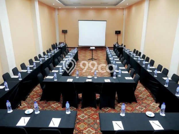 Hotel Megah dan Mewah TERMURAH di Karawaci, Tangerang Hotel Megah dan Mewah TERMURAH di Karawaci, Tangerang