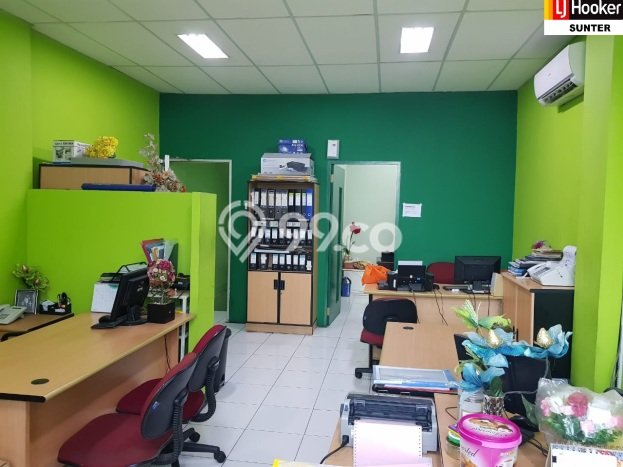 Ruko Dijual di Jakarta Utara LT 68m2 & LB 225m2 Lokasi Terbaik! Ruko Dijual di Jakarta Utara LT 68m2 & LB 225m2 Lokasi Terbaik!