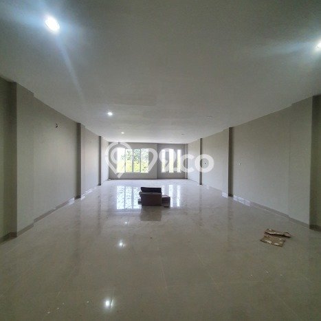 Ruko di Grogol, Luas 351m², Jalan Utama, Lokasi Strategis Ruko di Grogol, Luas 351m², Jalan Utama, Lokasi Strategis