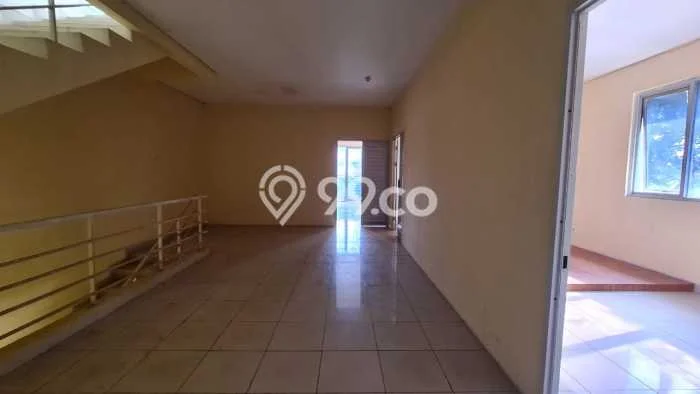 Ruko Disewakan Cepat di Karawang Barat Karawang LB 210m2 Ruko Disewakan Cepat di Karawang Barat Karawang LB 210m2