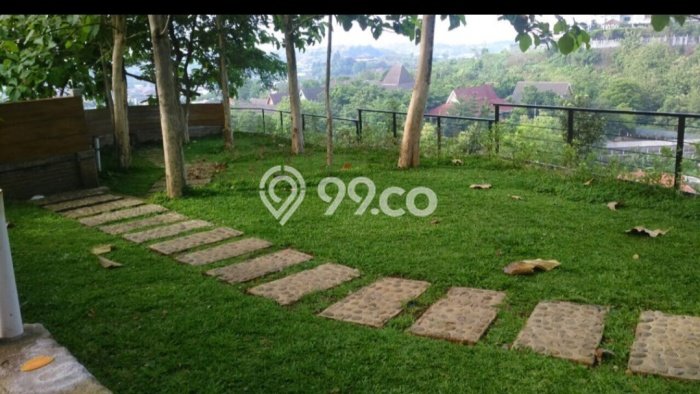 Unit Komersial Dijual di Gajah Mungkur Semarang Luas Bangunan 200m2 Unit Komersial Dijual di Gajah Mungkur Semarang Luas Bangunan 200m2