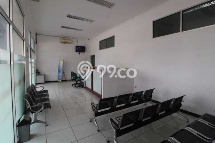 Ruko Bagus LT 265m2 LB 480m2 Dijual di Depok Sleman Ruko Bagus LT 265m2 LB 480m2 Dijual di Depok Sleman