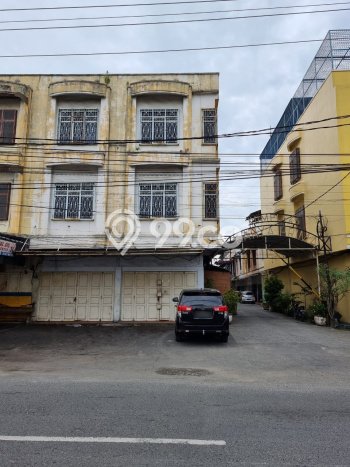 Ruko Strategis di Medan Barat, Luas 360m², Lokasi Komersial, Ramai Ruko Strategis di Medan Barat, Luas 360m², Lokasi Komersial, Ramai