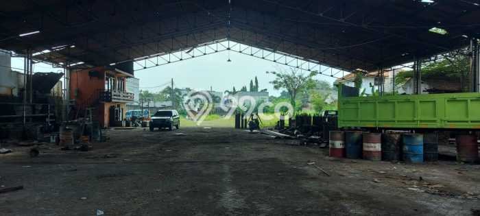 Gudang Area Bisnis di Cibodas, Luas 1200m2m², Jalan Utama Gudang Area Bisnis di Cibodas, Luas 1200m2m², Jalan Utama